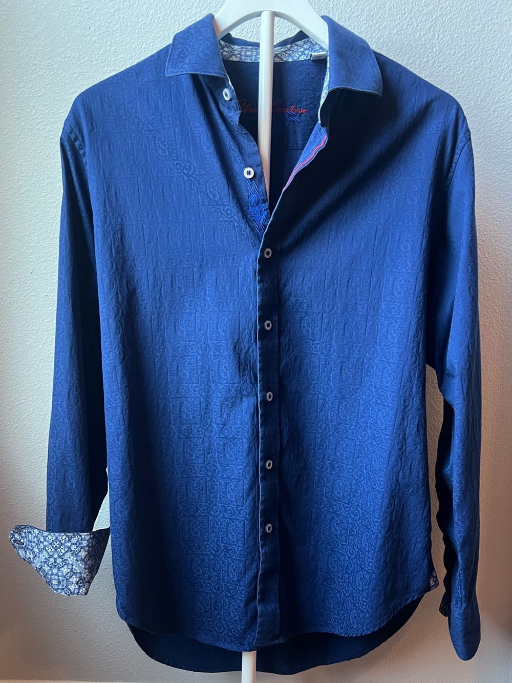Robert Graham Men's Dark Blue Patterned Button-Down Shirt